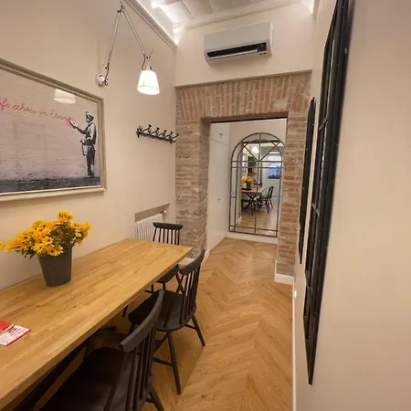 The Break Apartament *